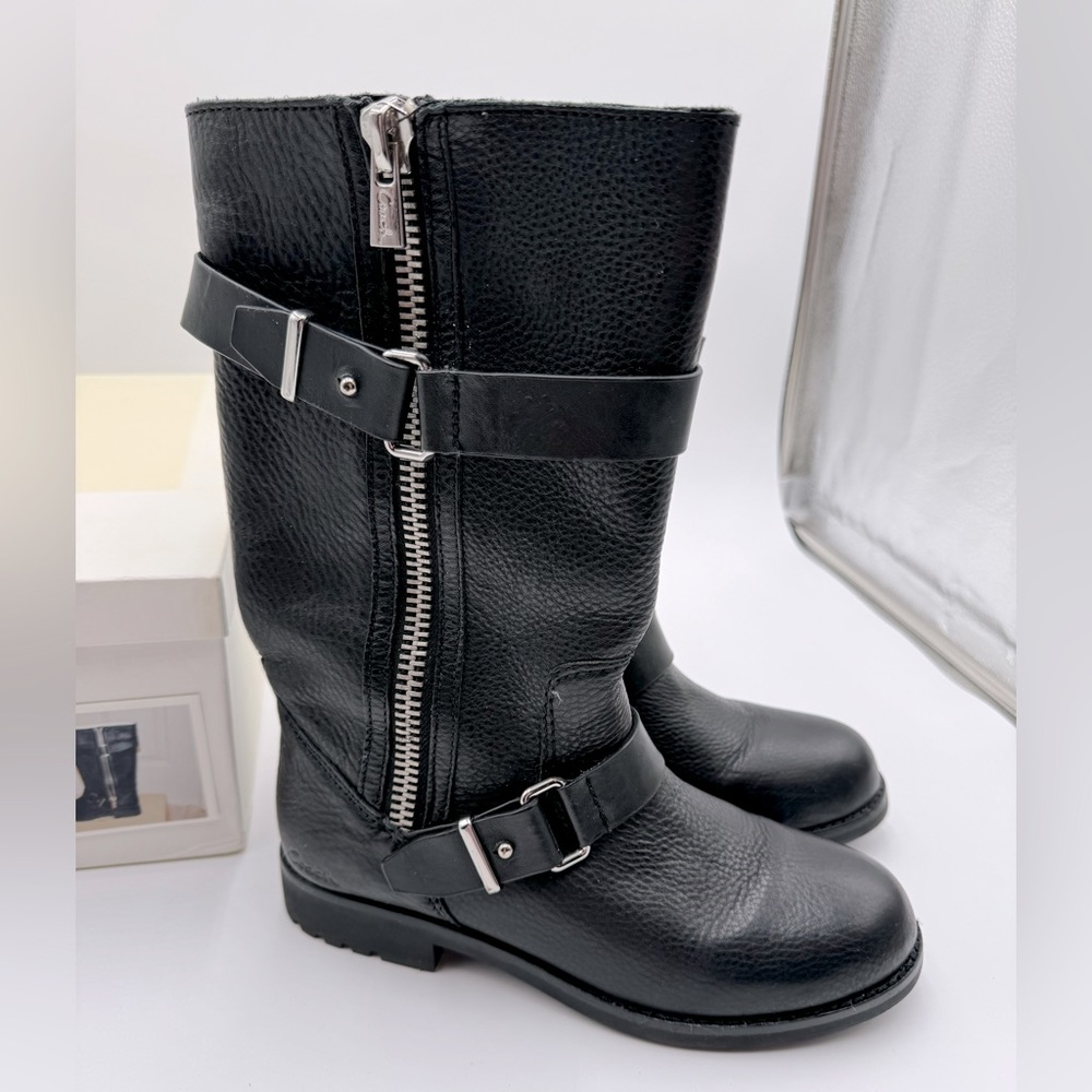 Coach - Vanessa black Pebble Leather Boot - size 6.5M